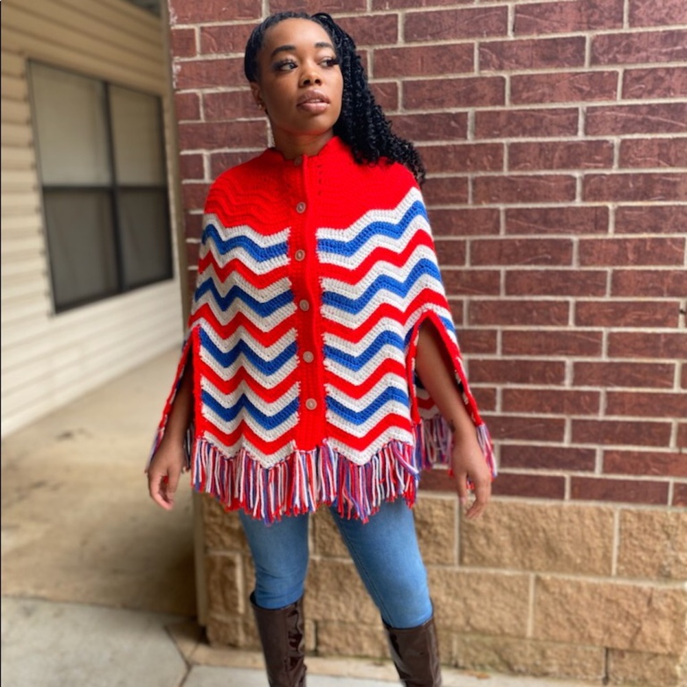 SOLD!!! Vintage Poncho